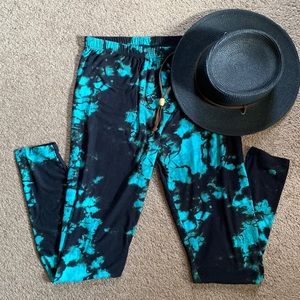 Stretchy Tie Dye Leggings Sz L/XL